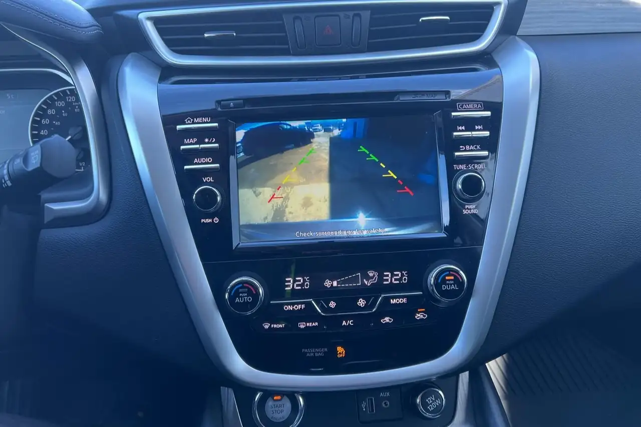 Nissan Murano снимка Nissan Murano