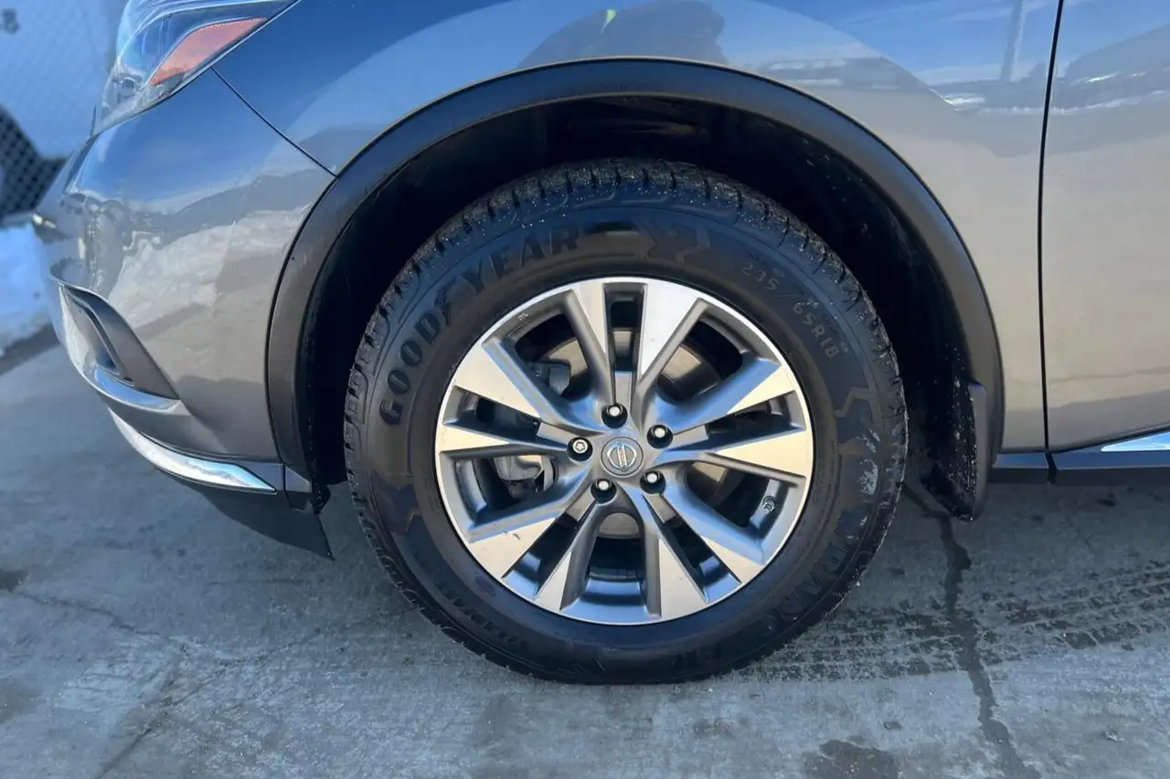 Nissan Murano снимка Nissan Murano