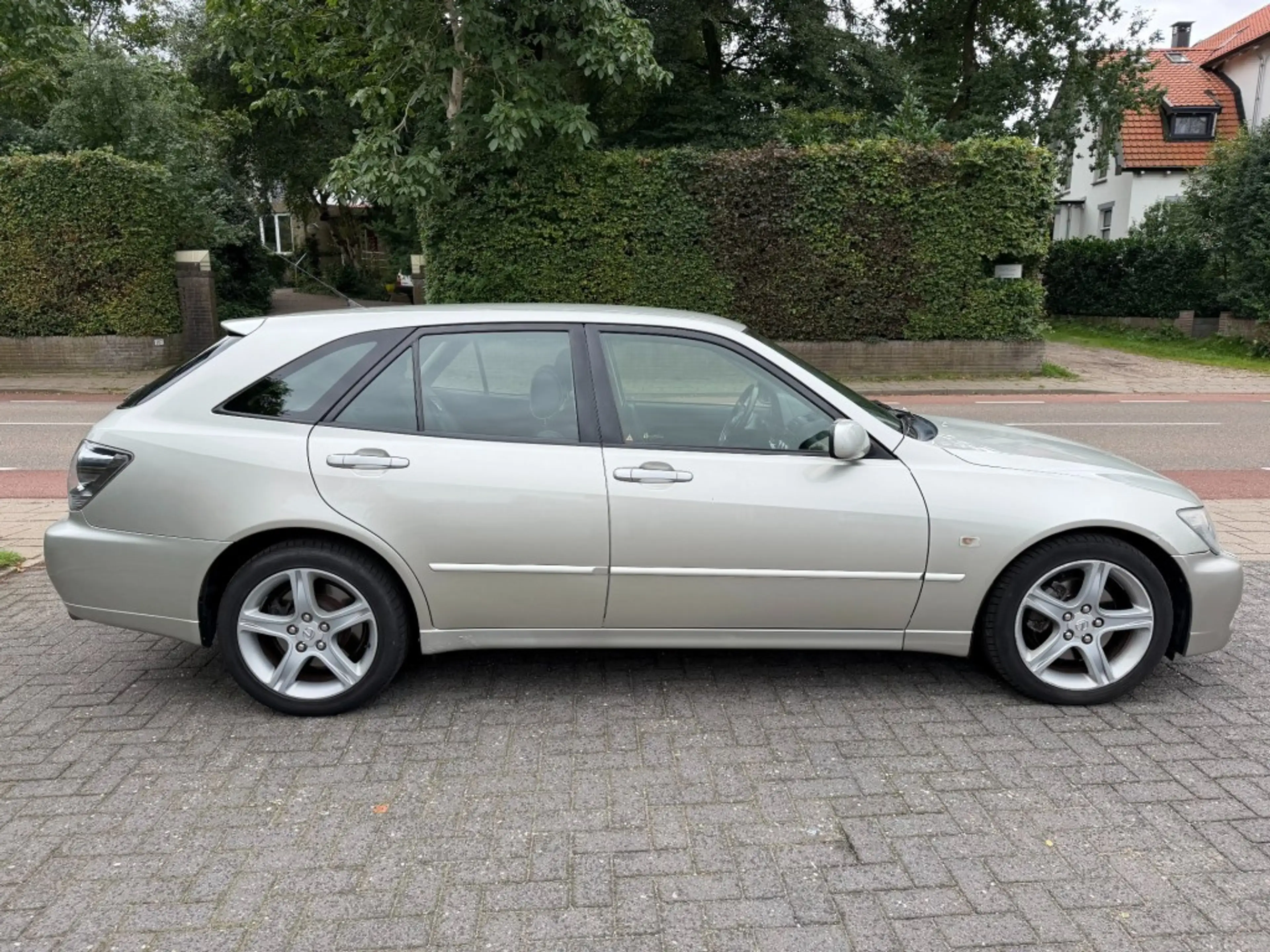 Lexus IS 300 2JZ motor/Automaat/Airco/Cruise control/Youngtimer — photo 7