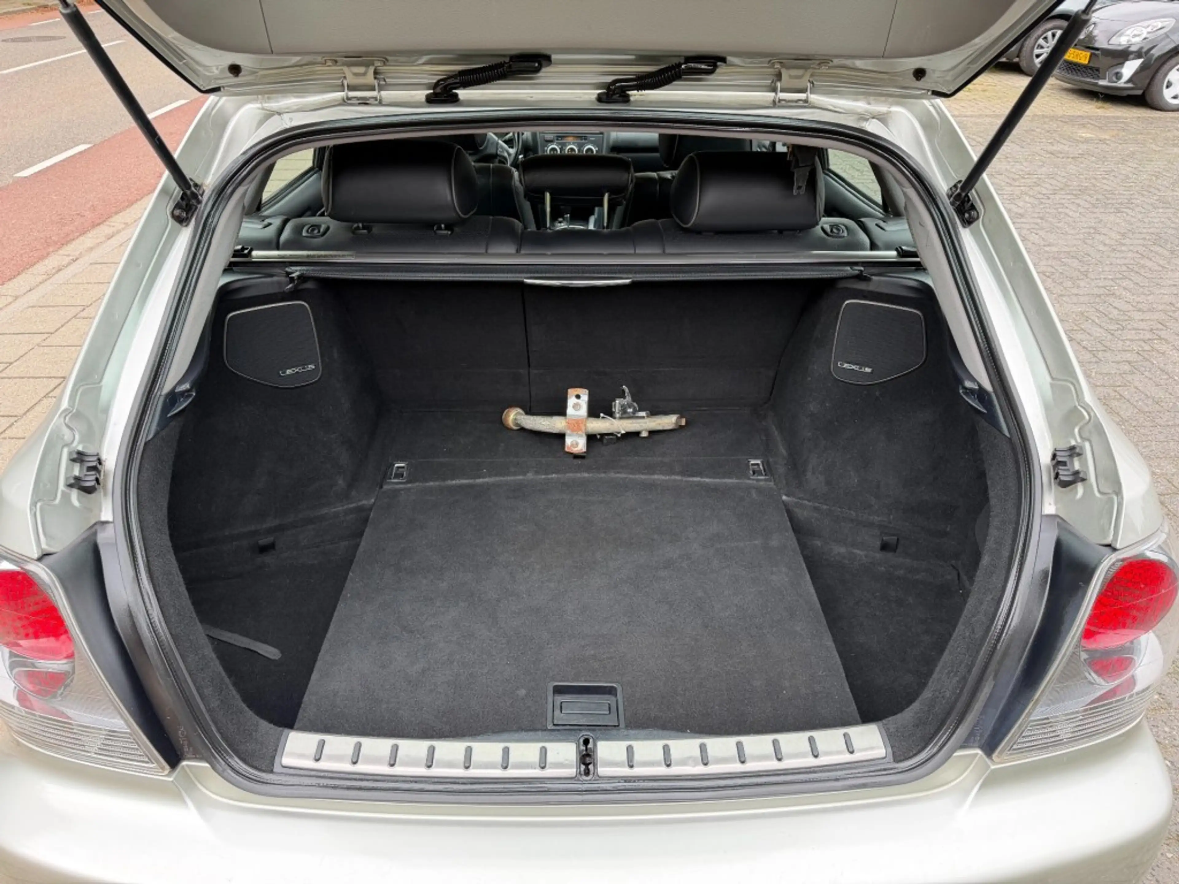 Lexus IS 300 2JZ motor/Automaat/Airco/Cruise control/Youngtimer — photo 5