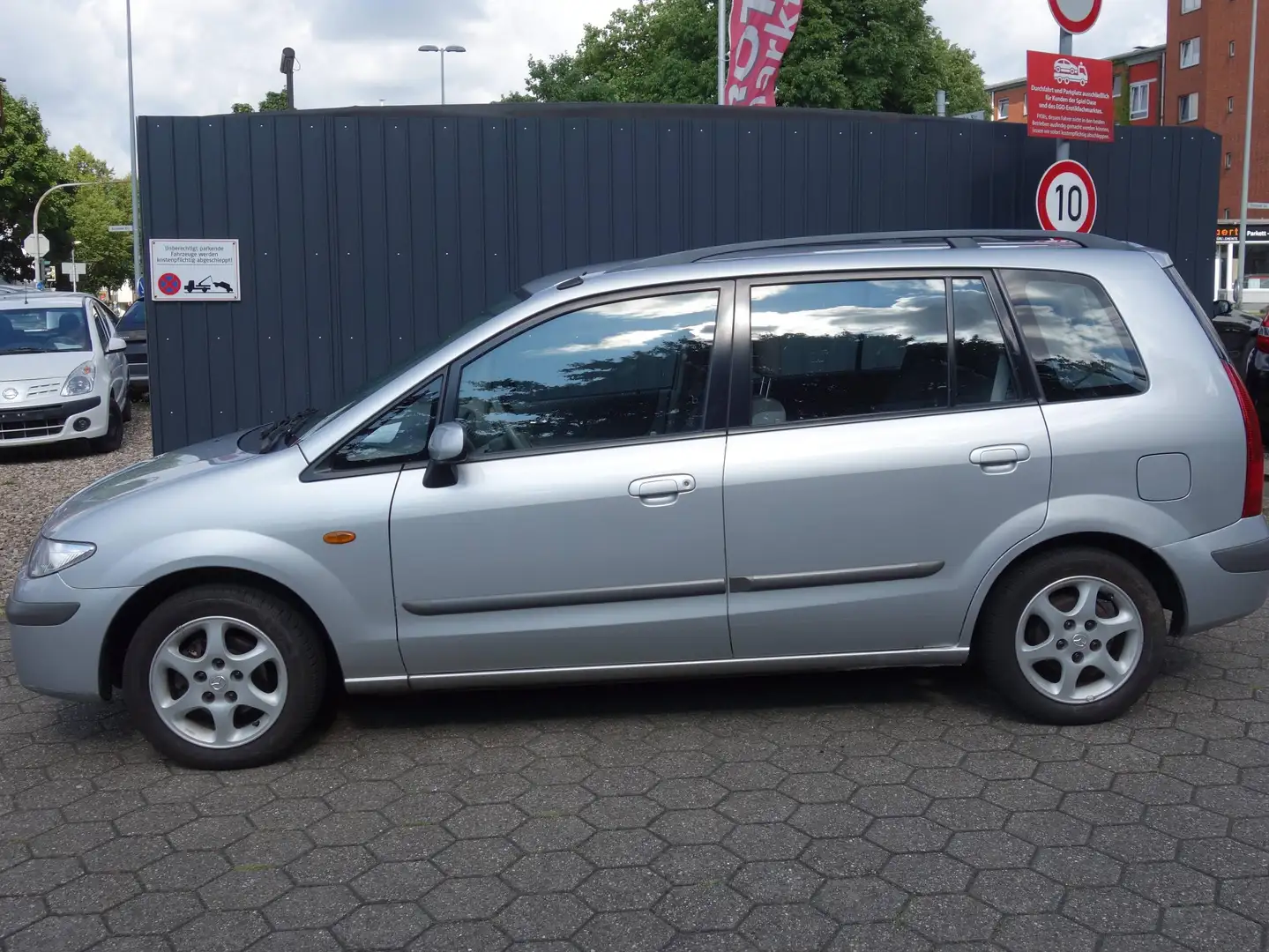 Mazda Premacy Premacy 1.9 Comfort Klima TÜV 6.2028 2Hand Silber - 1