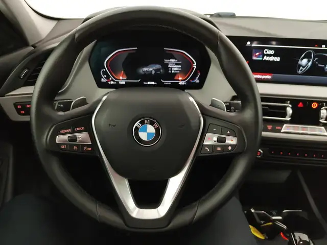 BMW 1 Series view 11