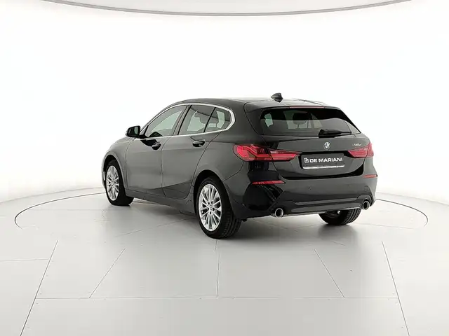 BMW 1 Series view 3