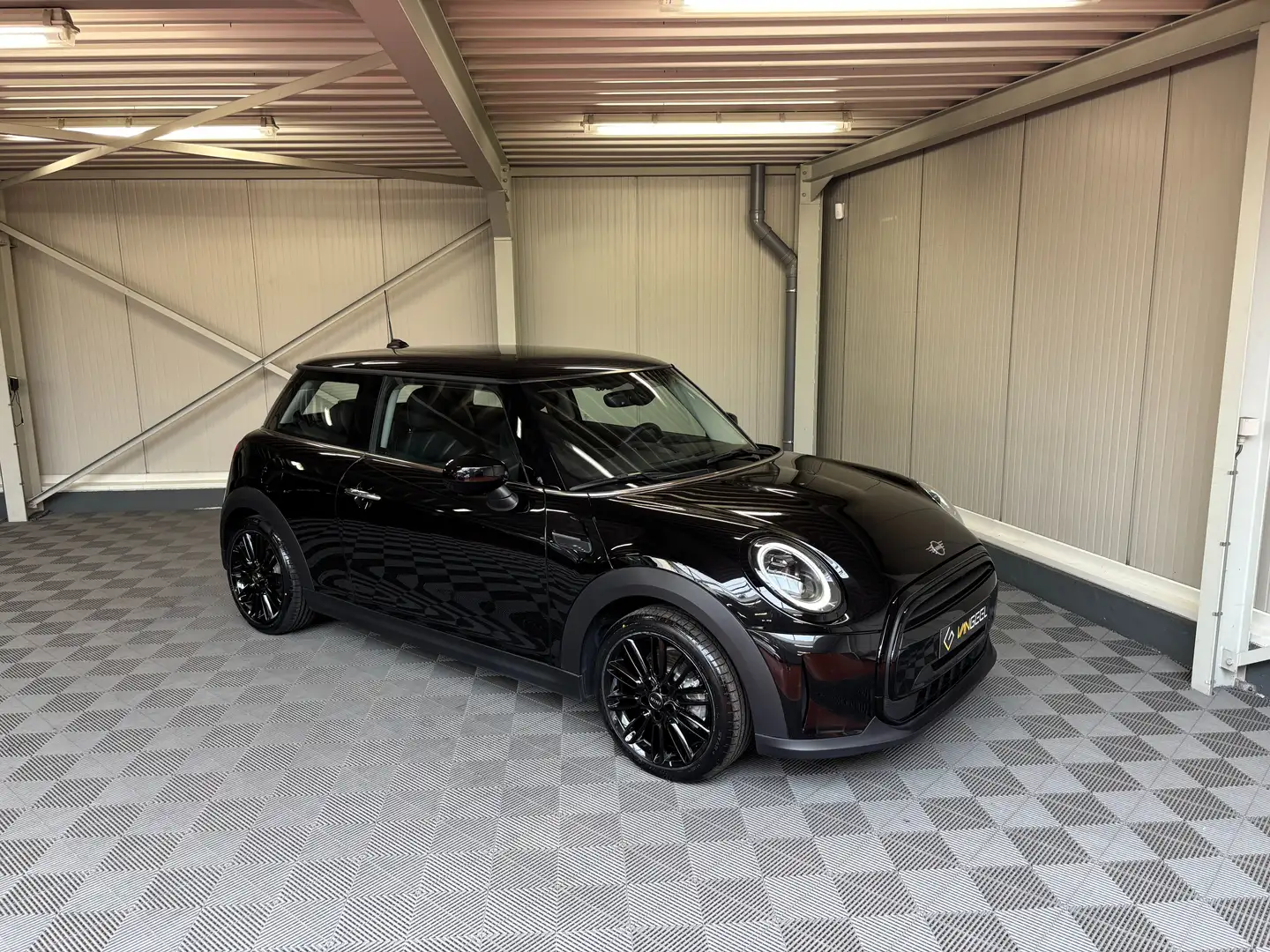 MINI Cooper Mini Cooper Automaat Led Navigatie Black Noir - 1