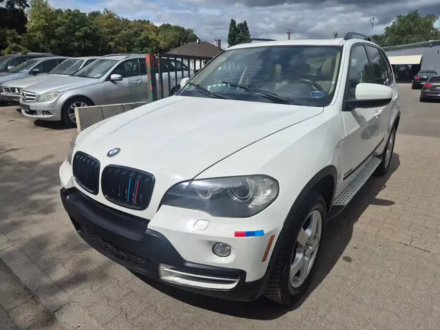 BMW X5 3.0 si X Drive Vollleder Tüv Neu