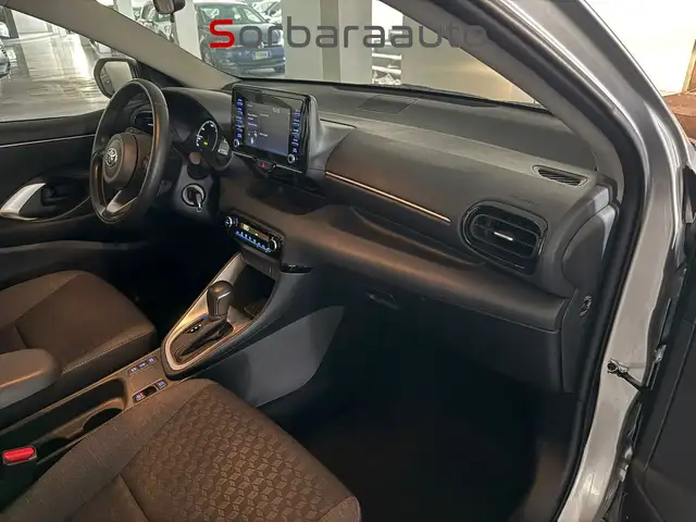 Toyota Yaris view 11