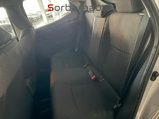 Toyota Yaris view 27