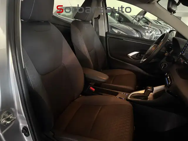 Toyota Yaris view 25