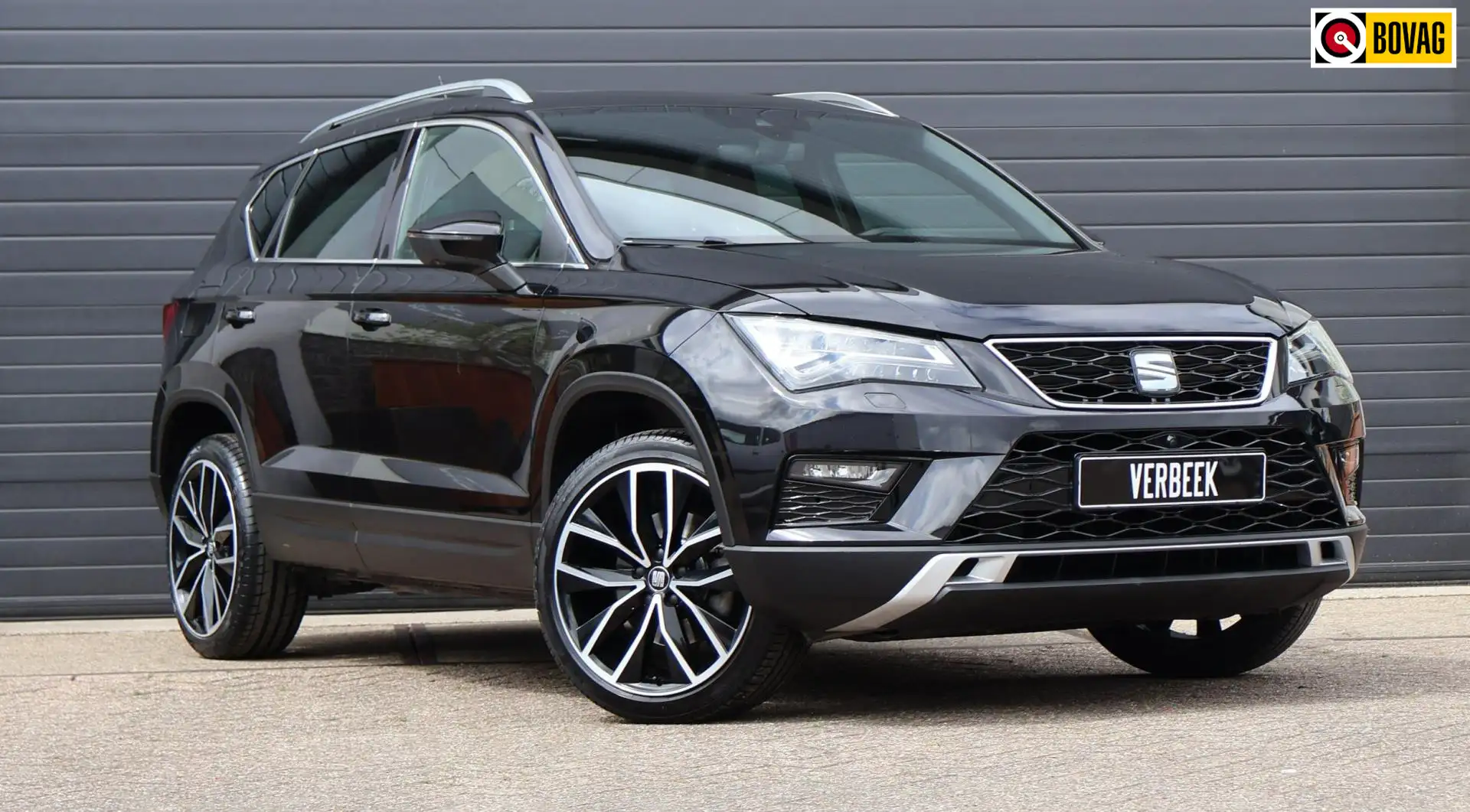 SEAT Ateca 1.4 EcoTSI Xcellence Pano/Led/Camera/Leder/Navi/DS Zwart - 1