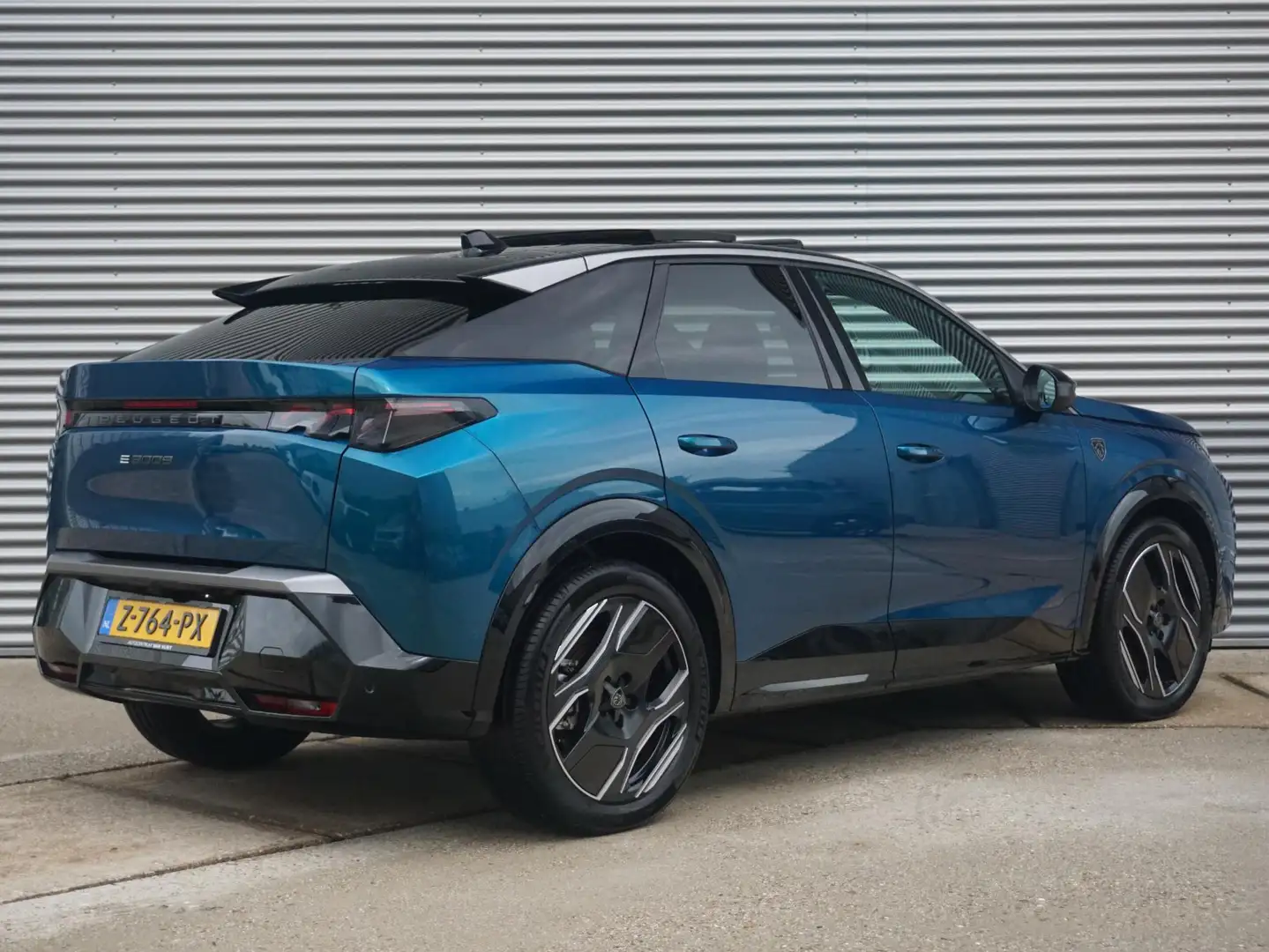 Peugeot 3008 e-3008 GT Avantage 73 kWh Panoramadak | 360° Camer Blauw - 2