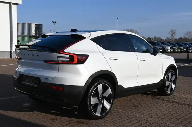 Volvo C40 view 8