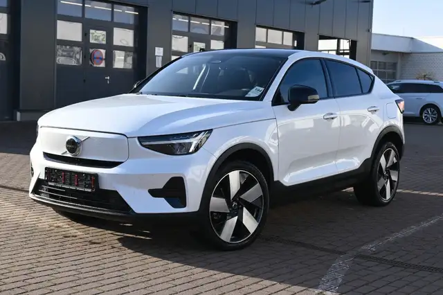 Volvo C40 main image