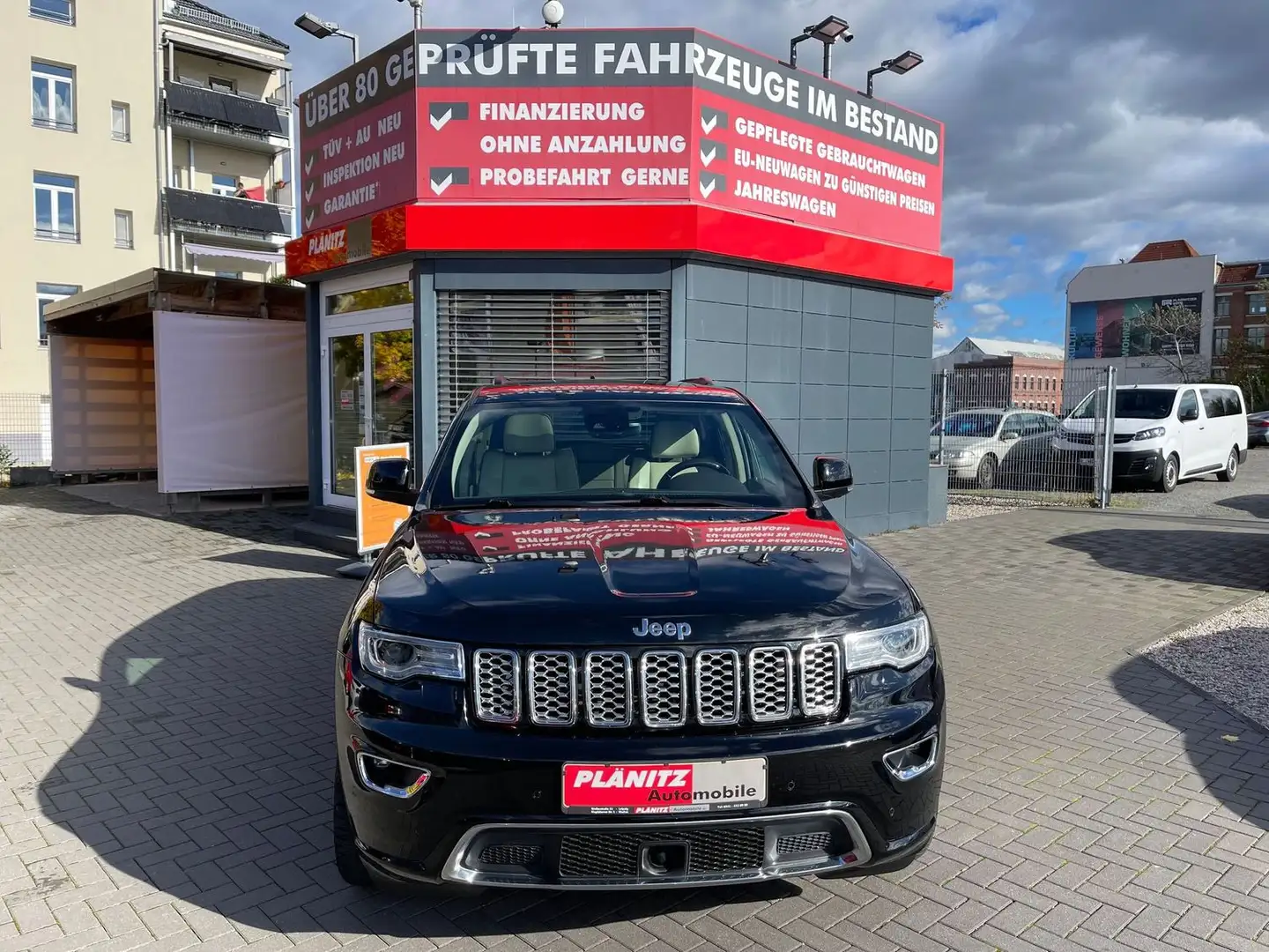 Jeep Grand Cherokee 3.0 CRD Overland/Navi/Tempomat/Bluetooth/Kamera Schwarz - 1