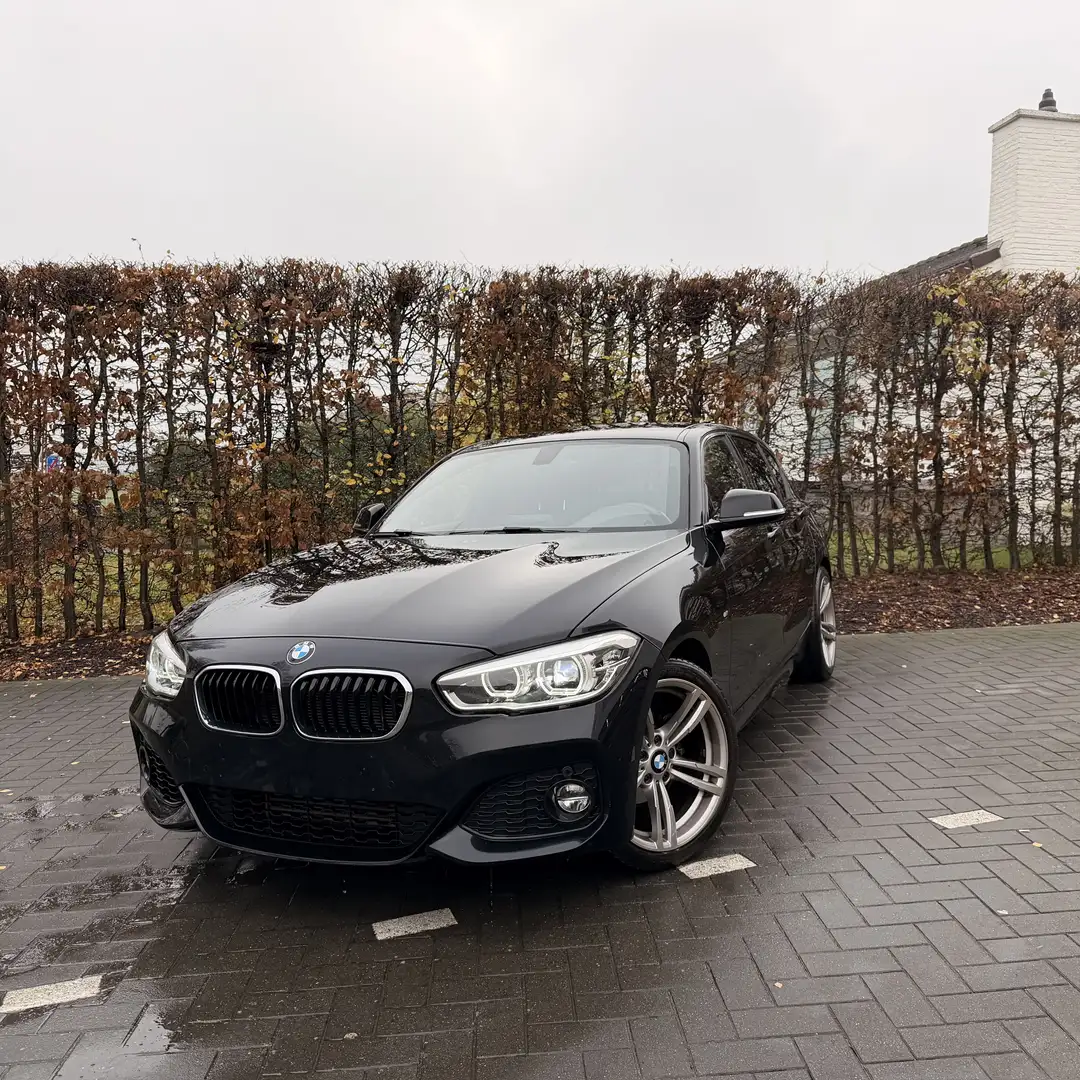 BMW 116 116i M Sport - 1 jaar garantie - carplay - LED Noir - 1