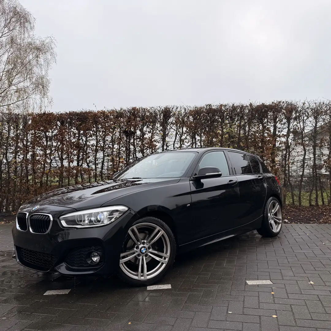 BMW 116 116i M Sport - 1 jaar garantie - carplay - LED Noir - 2