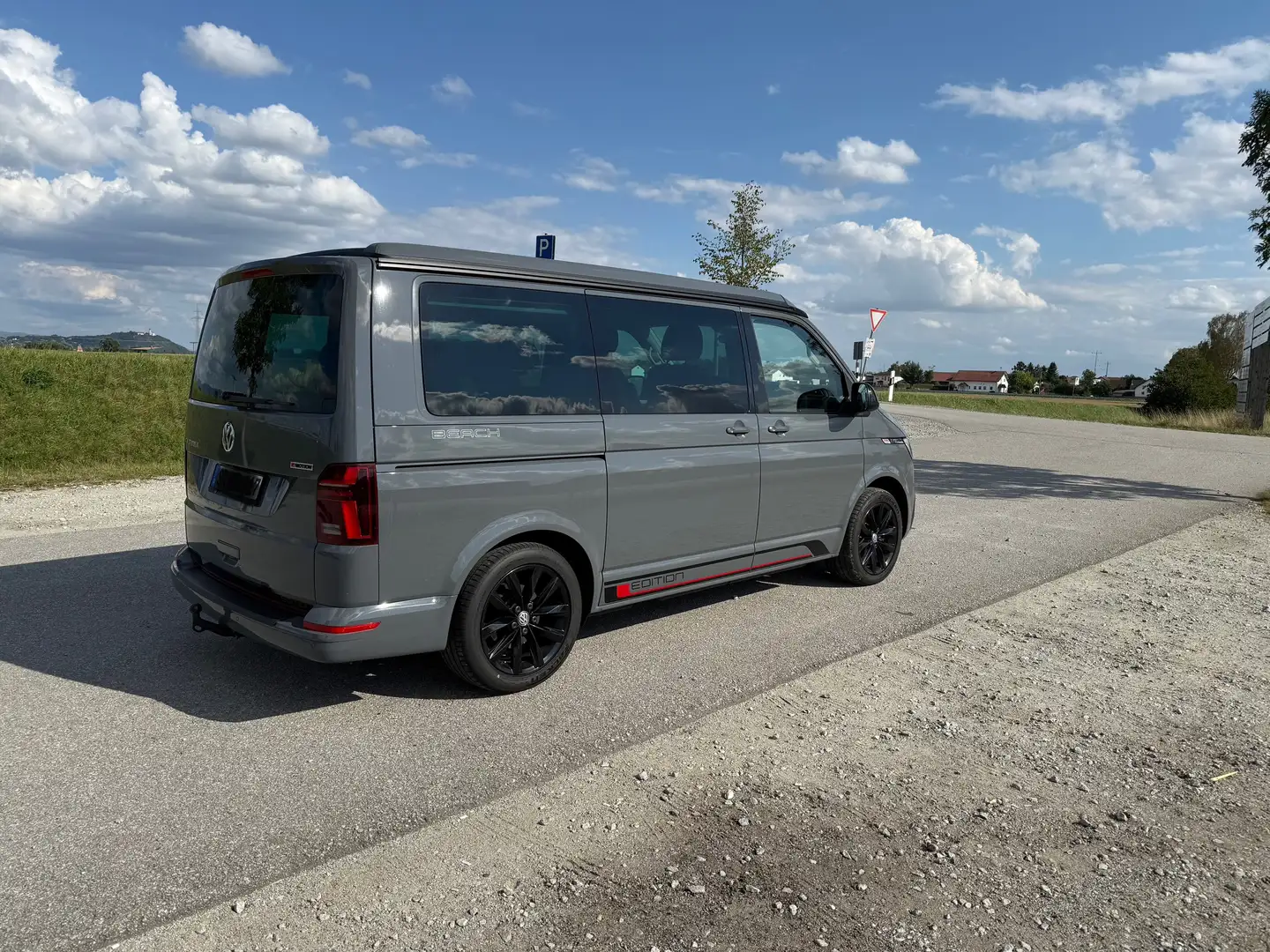 Volkswagen T6.1 California T6 TDI BMT 4MOTION DSG 4MOTION Beach Tour Edition Gris - 2