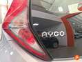 Toyota Aygo 70 x-play Gris - thumbnail 31