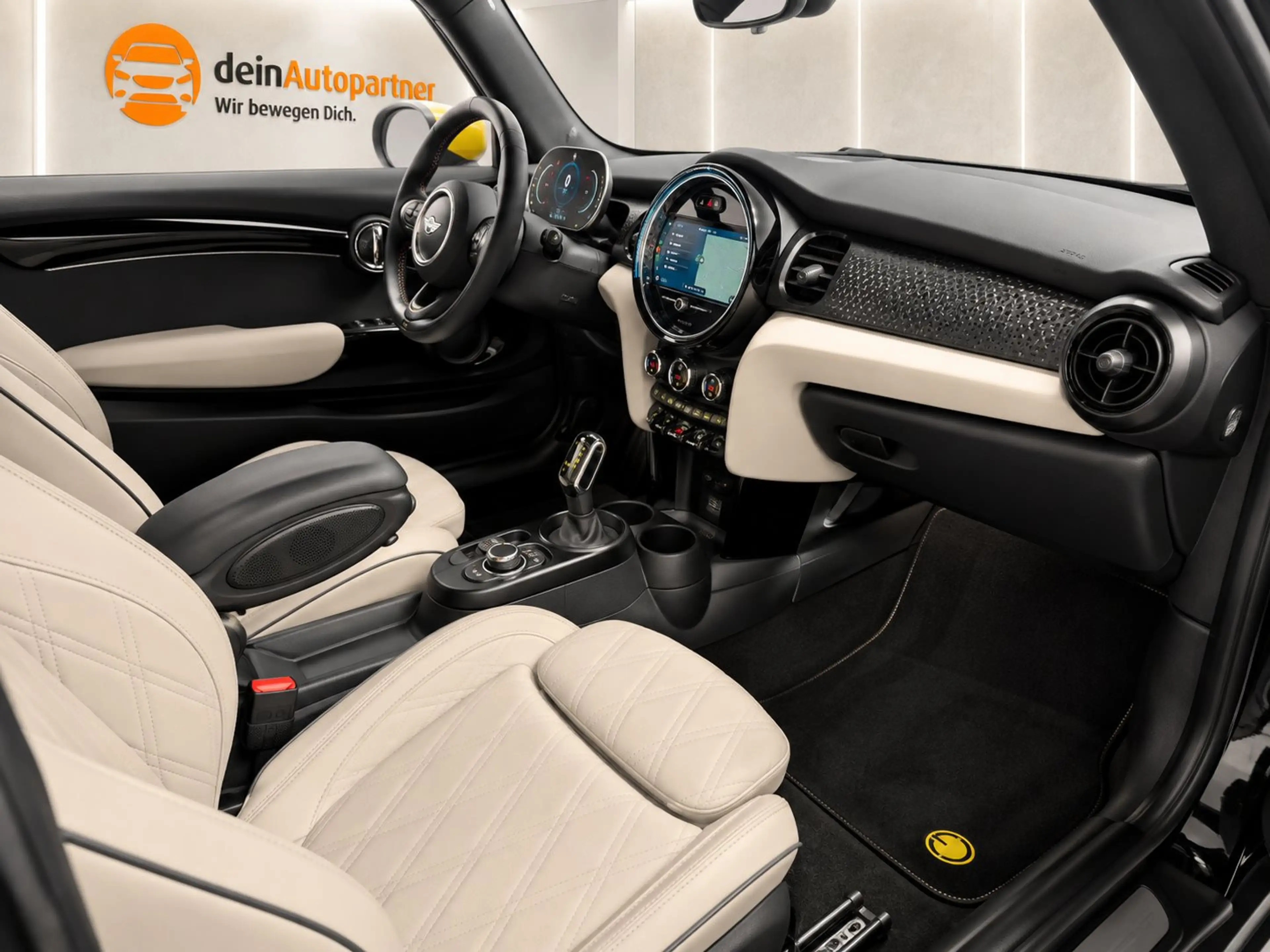 MINI Cooper SE HUD Leder Navi LED RFK UVP 42.840 € — photo 11