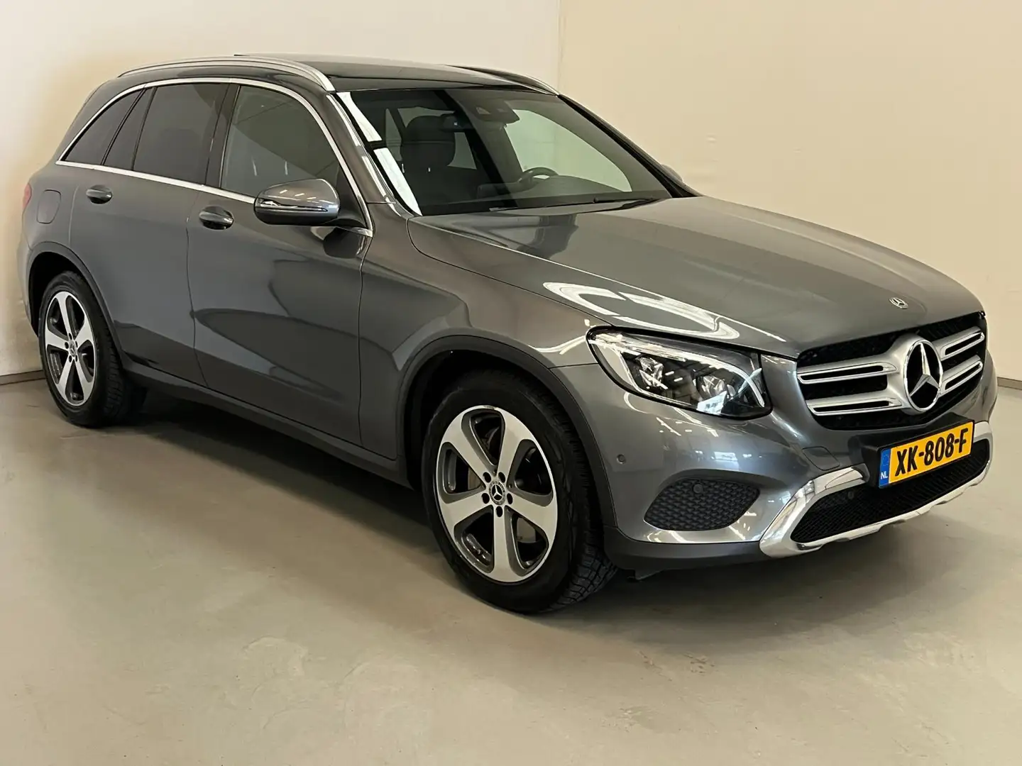Mercedes-Benz GLC 220 220d 4MATIC / Panoramadak / Sfeerverlichting Grijs - 2