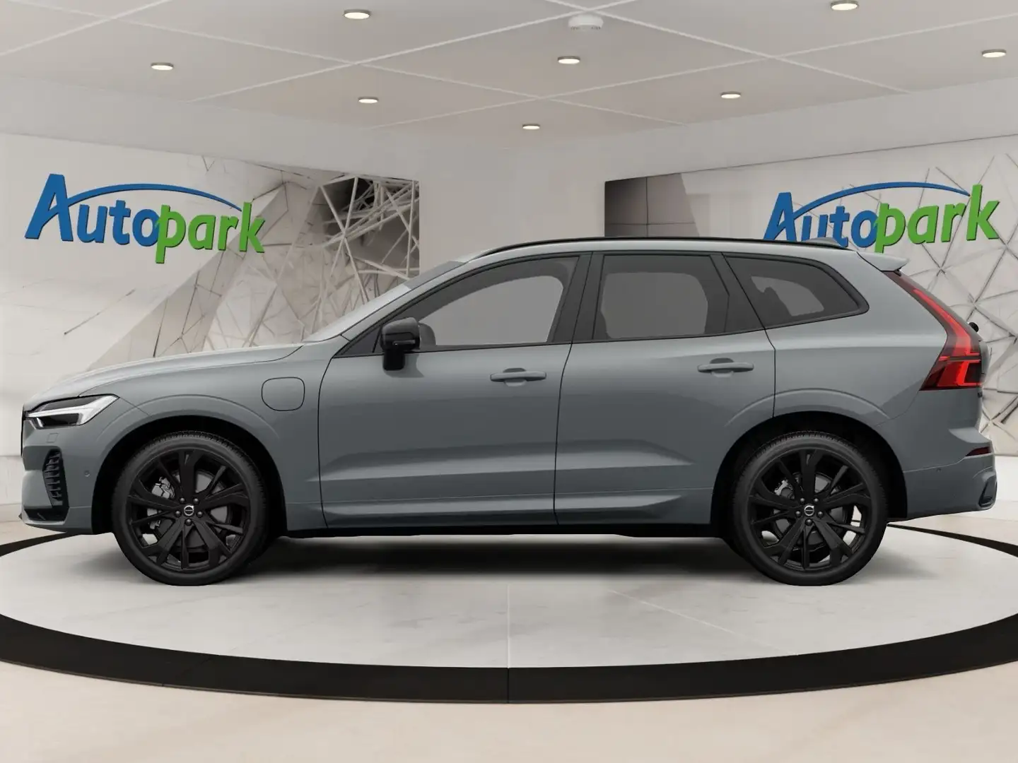 Volvo XC60 Black Edition Plus, T6 AWD Plug-in Hybrid, Elektri Silber - 2