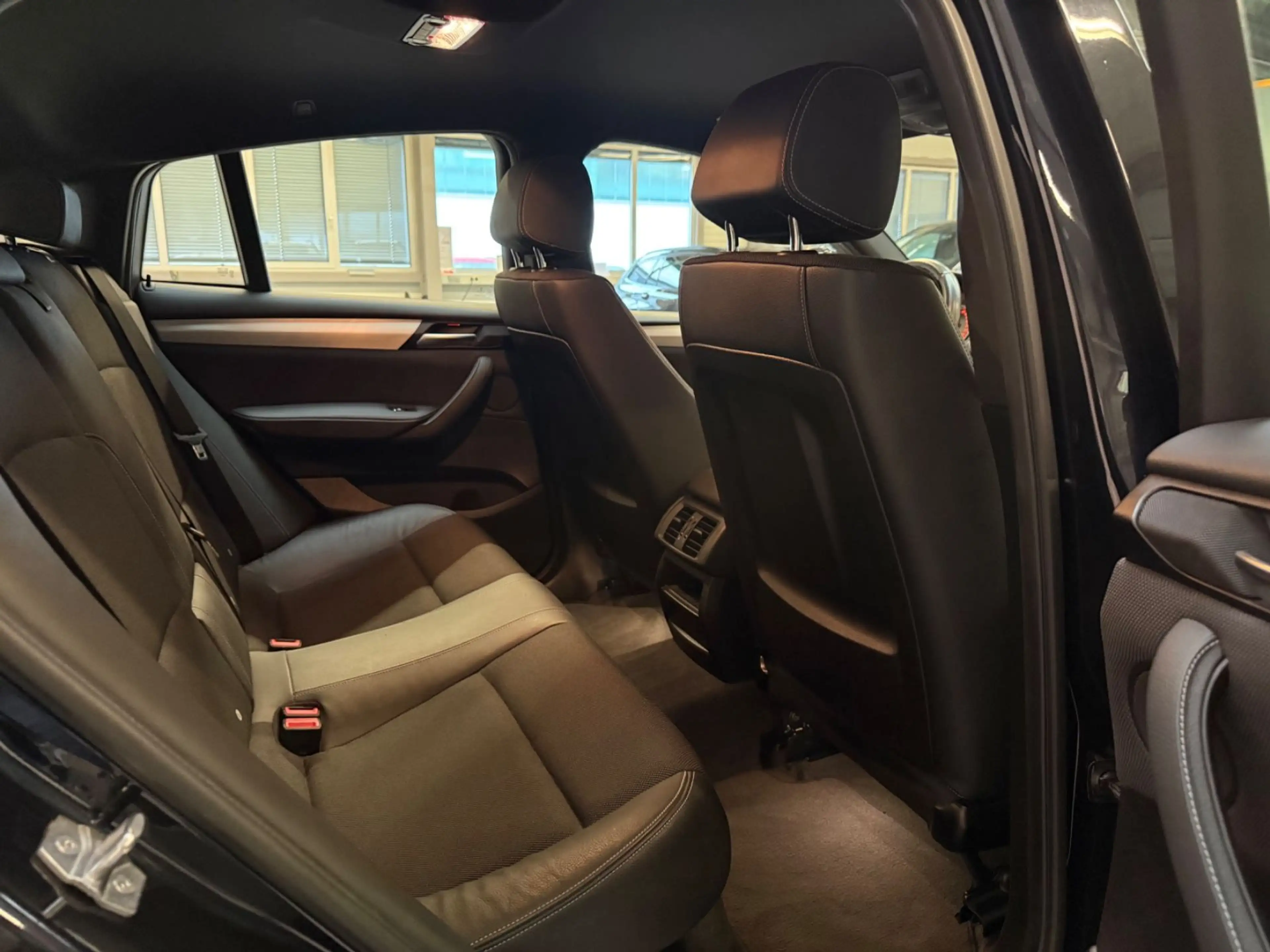 BMW X4 xDrive 20d M PAKET NAVI/KAM/XEN/SPUR/TOT/HIFI — photo 15
