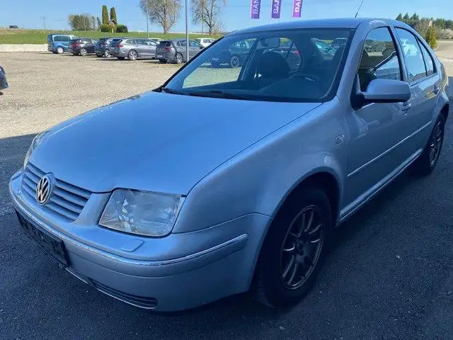 Volkswagen Bora 1.9TDI 74 kW SHZ KLIMAAUTOMATIC AHK
