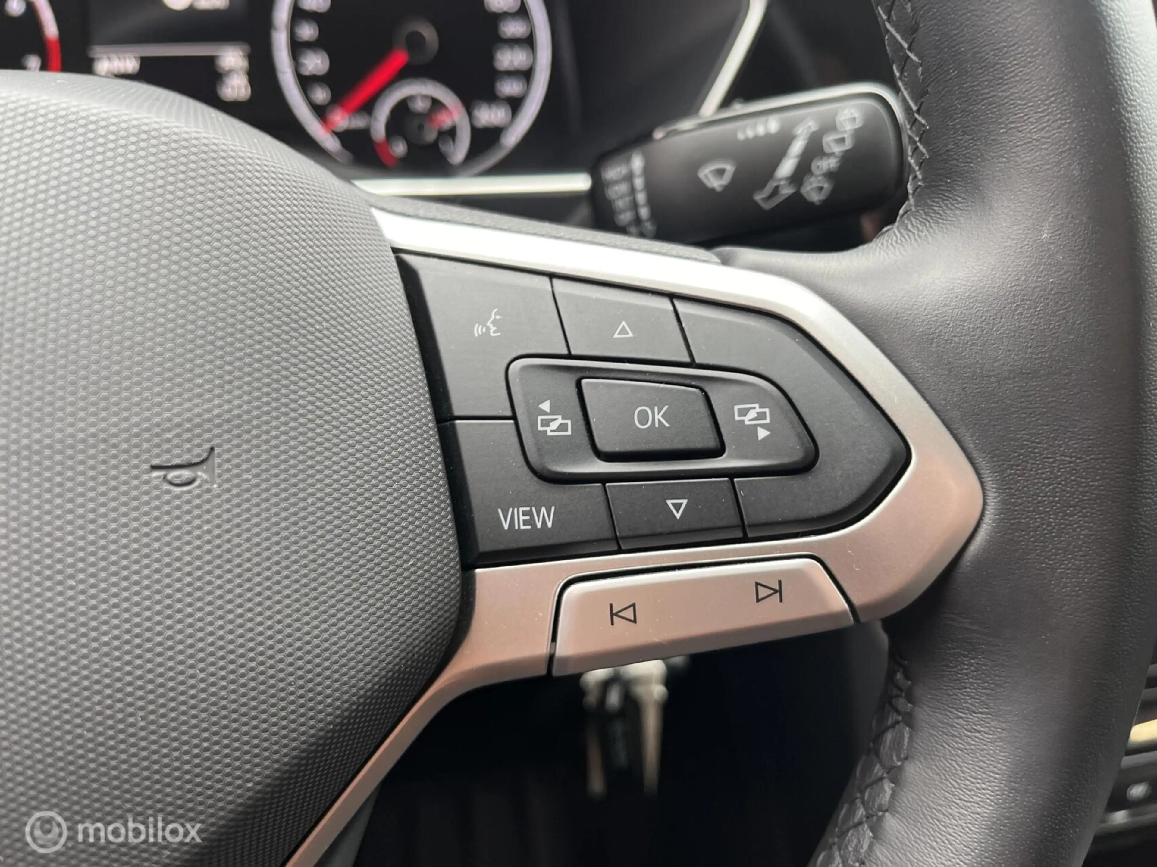 Volkswagen T-Cross 1.0 TSI Style NAVI*CAMERA*ACC*PDC*CLIMA* — photo 14