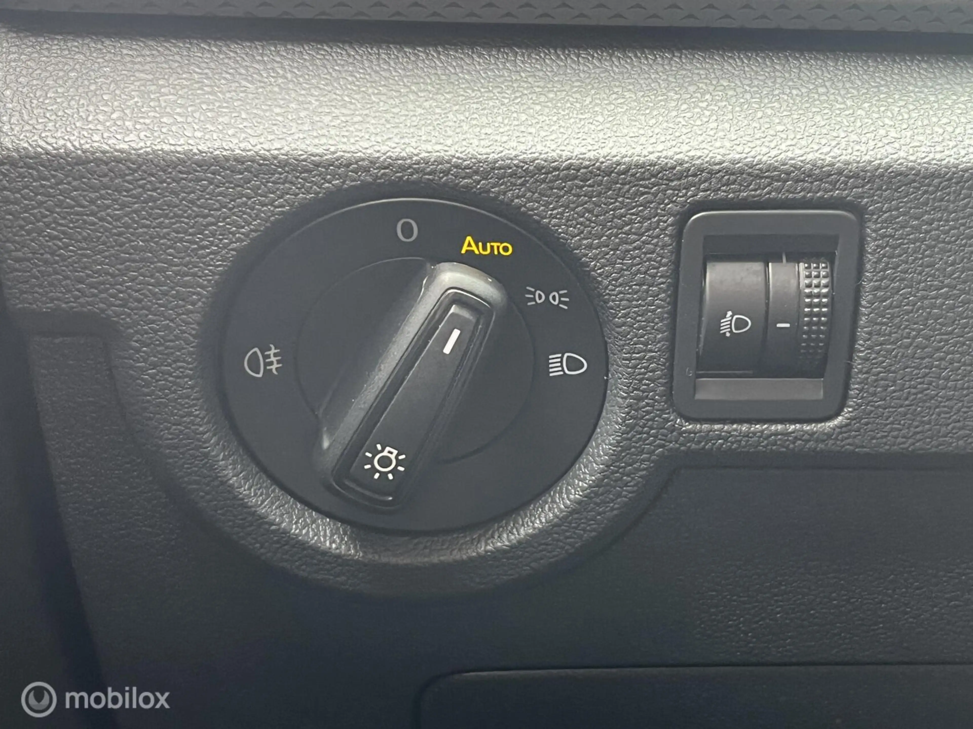 Volkswagen T-Cross 1.0 TSI Style NAVI*CAMERA*ACC*PDC*CLIMA* — photo 21