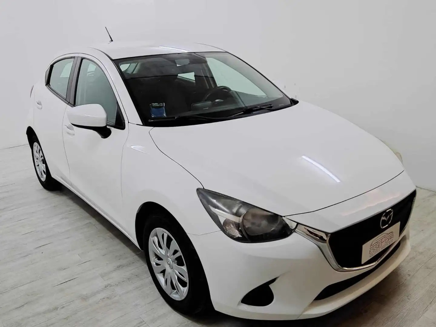 Mazda 2 1.5 Skyactiv-G Essence Bianco - 2