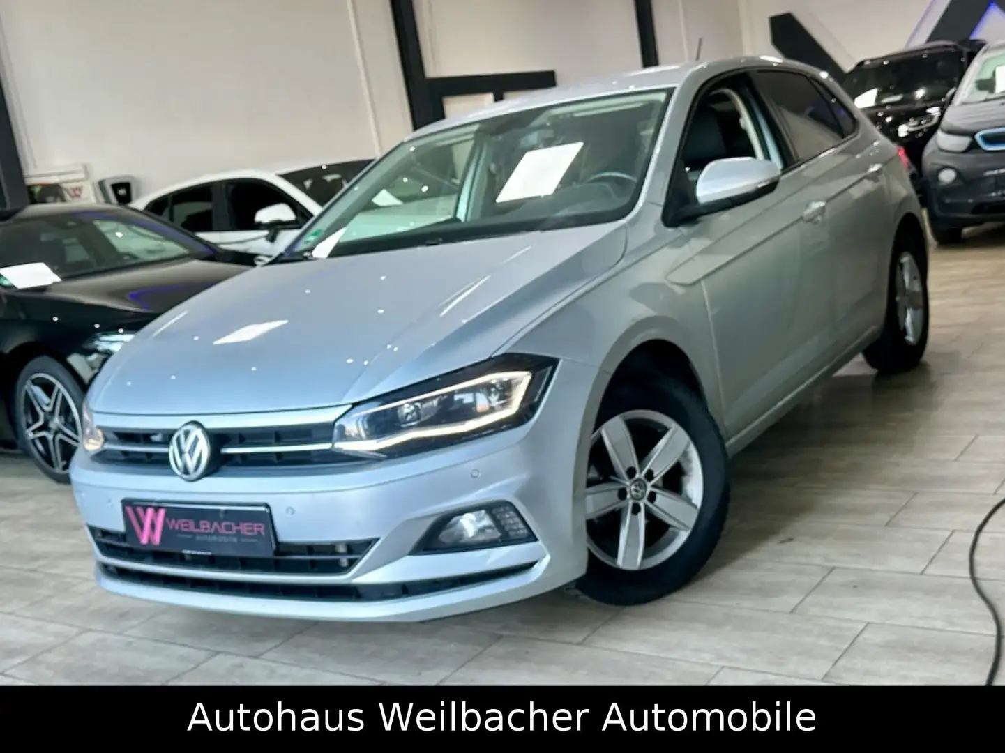 Volkswagen Polo VI Highline DSG * LED * Kamera * AHK * Argent - 1