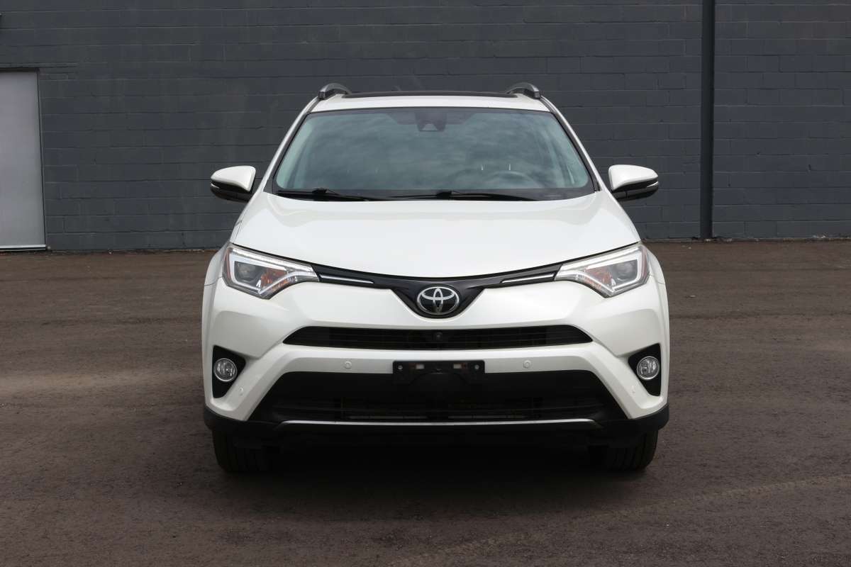 2017 Toyota RAV4 LIMITED -ACCIDENT FREE DEALER SERVICE — снимка 1