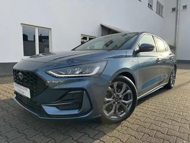 Ford Focus Aut. ST Line X PANO/AHK/MATRIX/NAVI/KAMERA