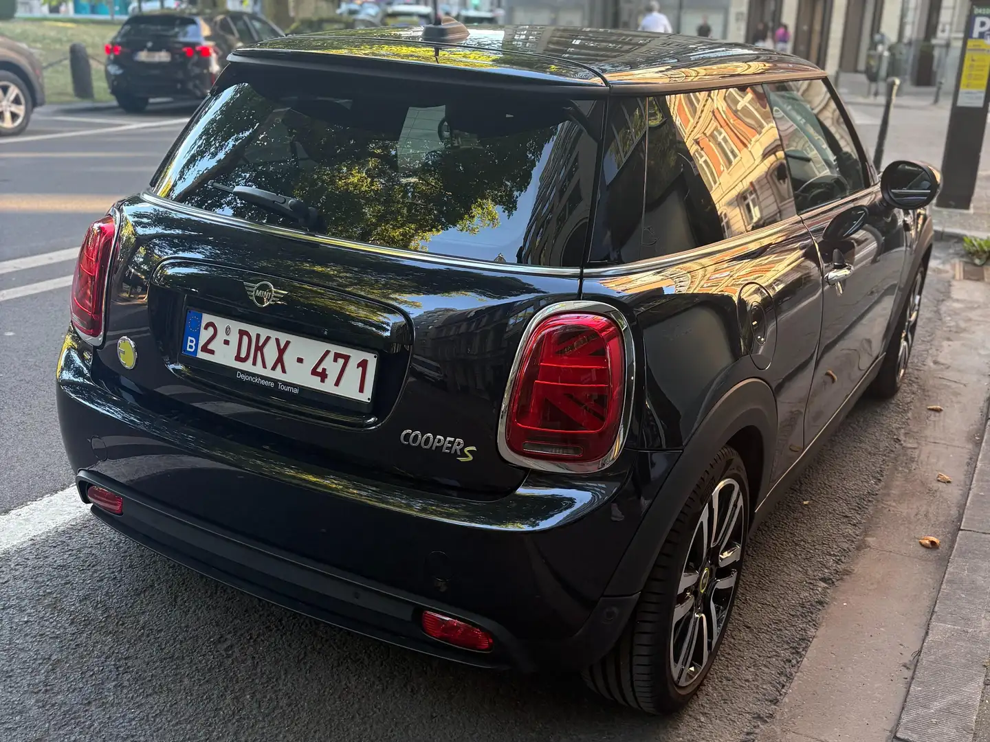 MINI Cooper SE e-Mini 28.9 kWh Cooper SE Albastru - 2