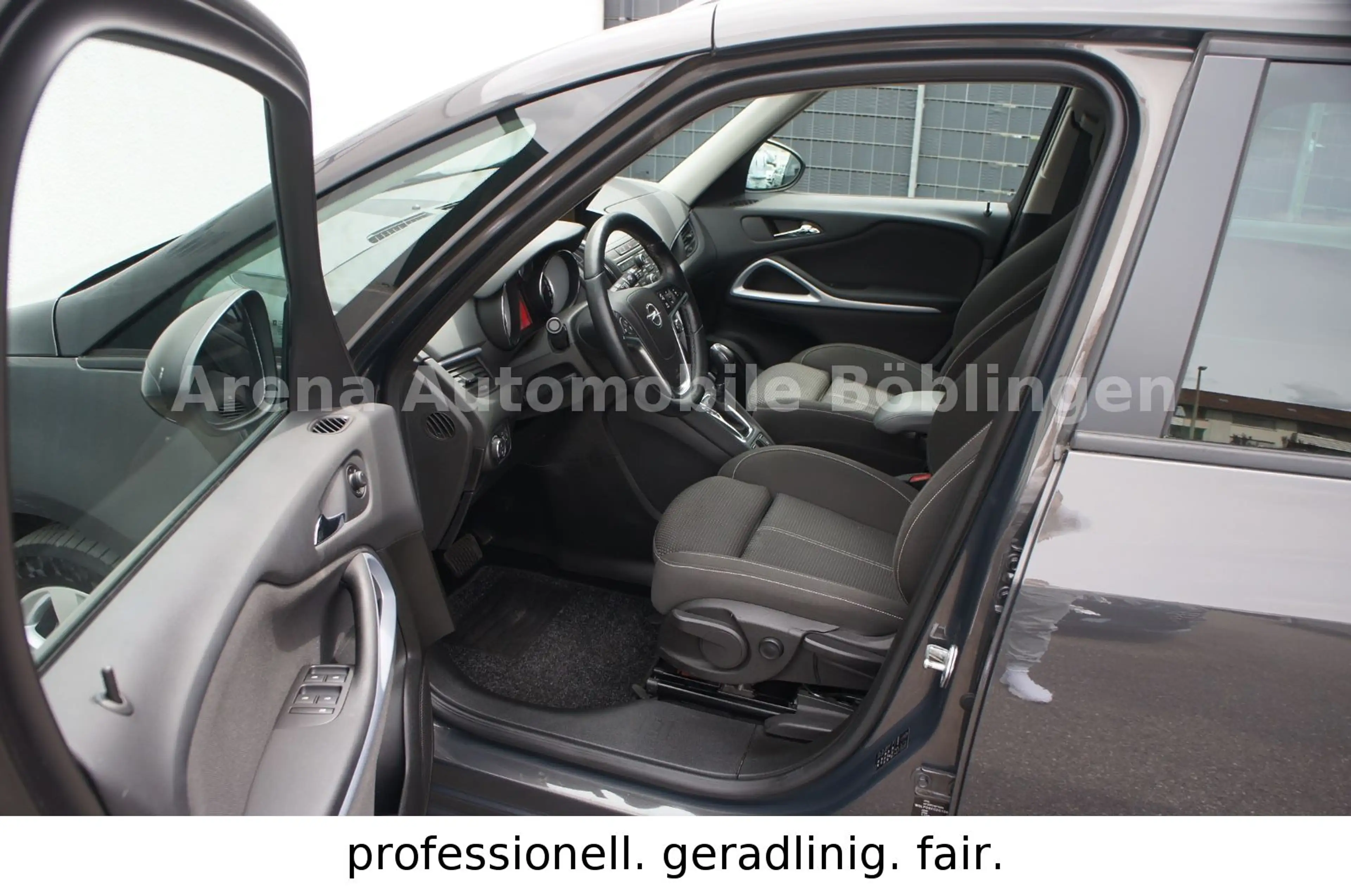 Opel Zafira Tourer Zafira C Tourer 1.4 Turbo Drive Aut.*XEN*AHK* — photo 9