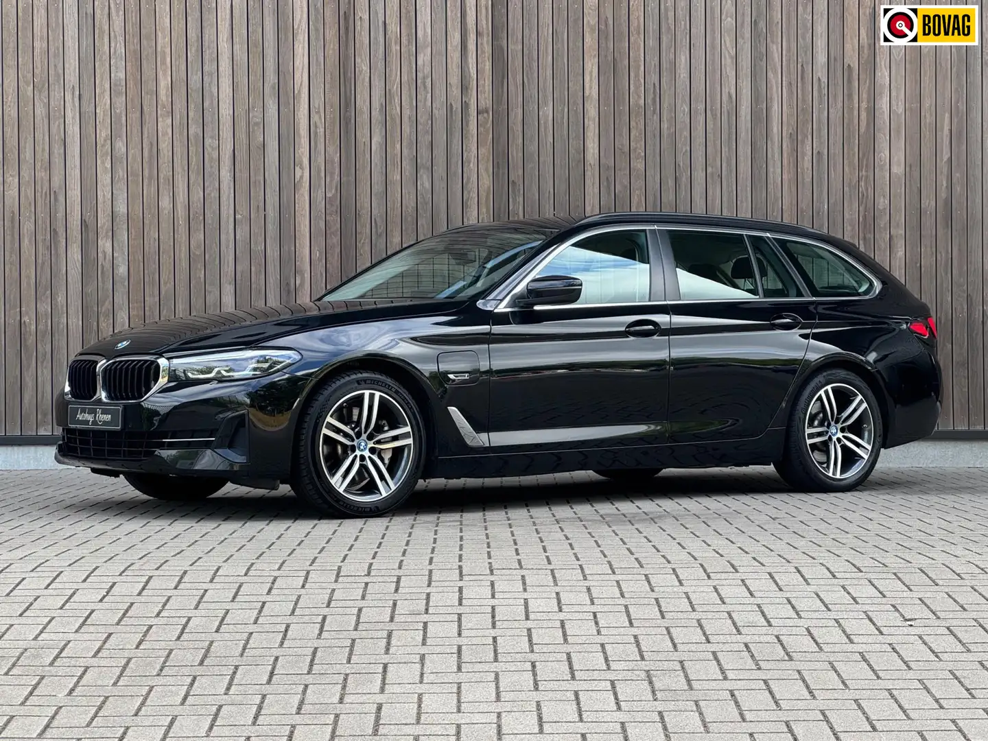 BMW 530 5-serie Touring 530e Business Edition Plus / Trekh Zwart - 1