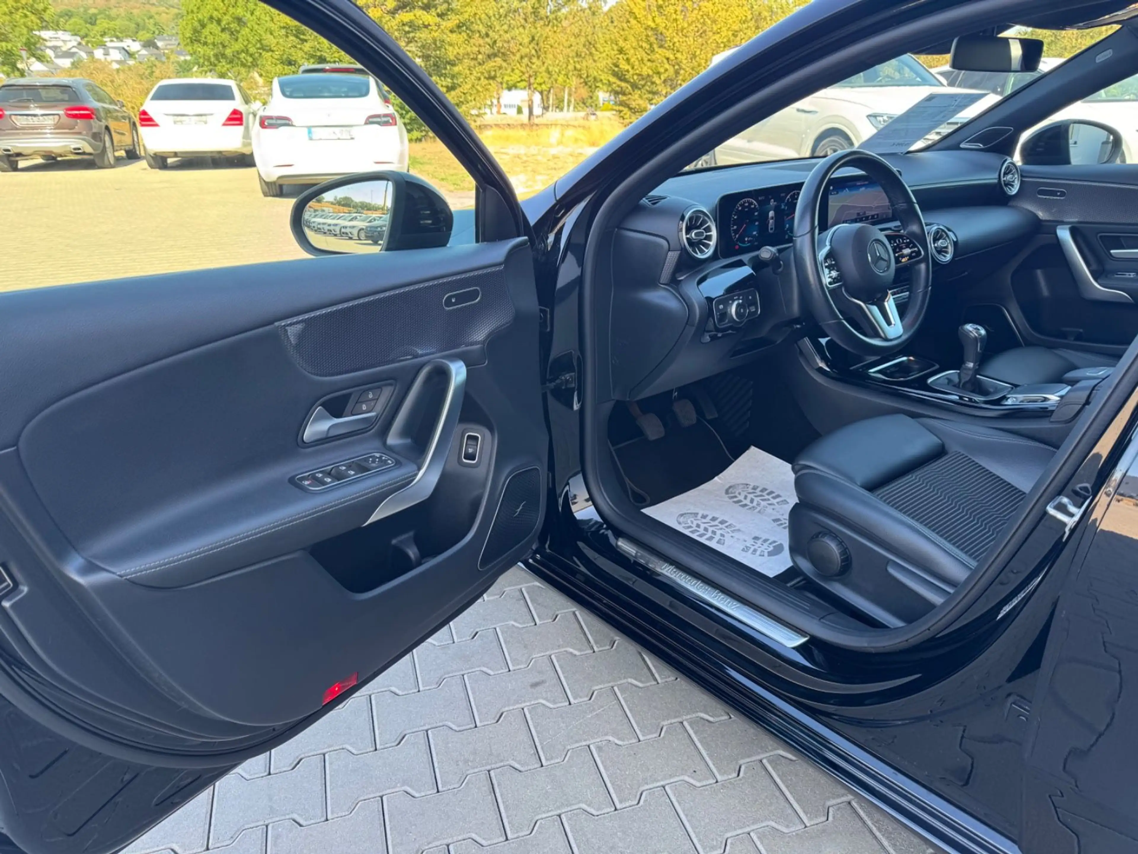 Mercedes-Benz A 200 Limousine Progressive — photo 8