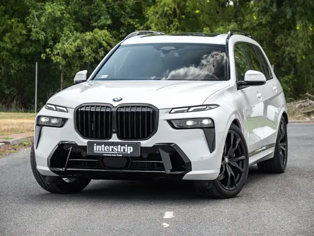 BMW X7 main image