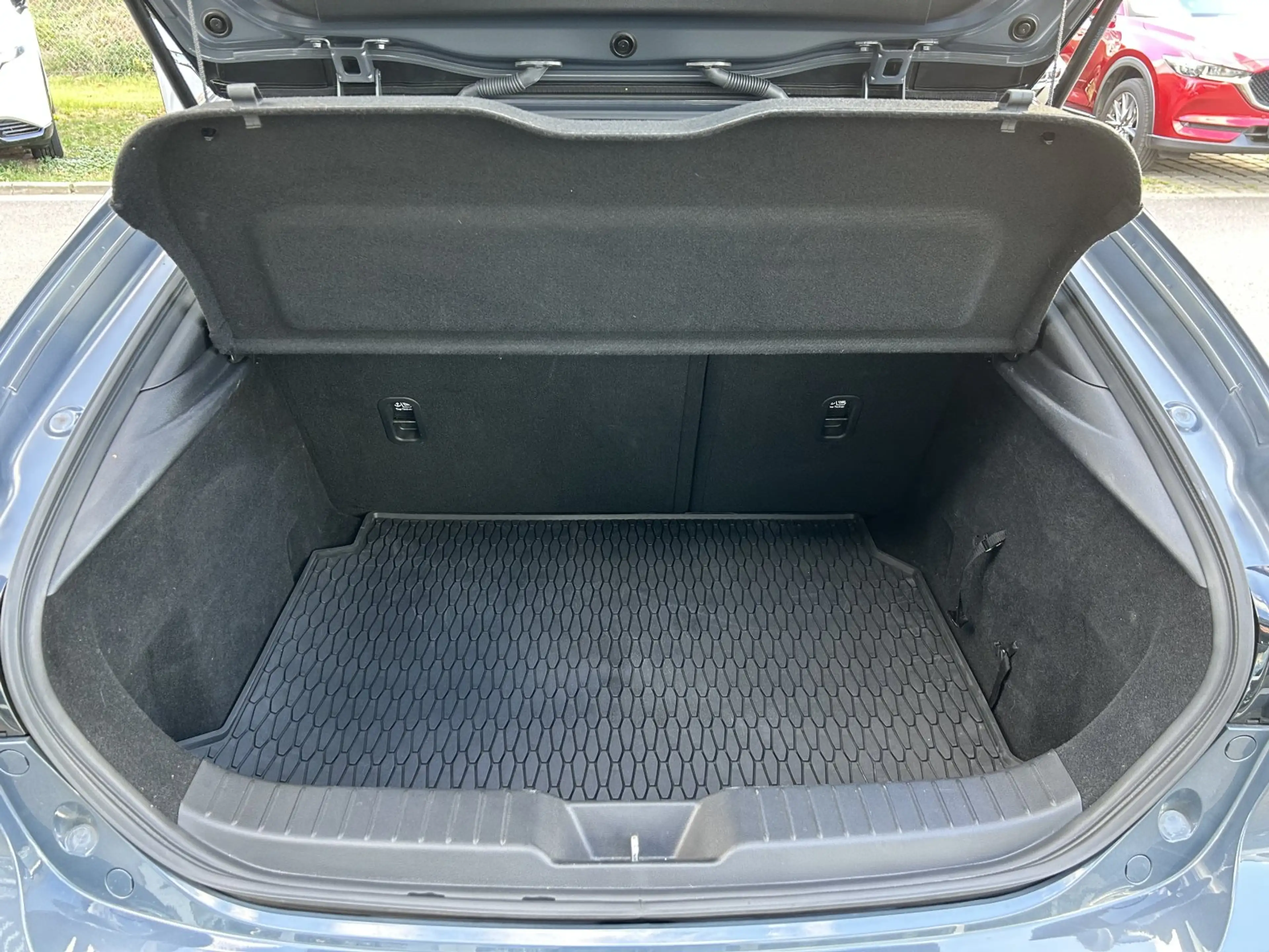 Mazda 3 SKYACTIV-X M-Hybrid Selection OPF (EURO 6d) — photo 14
