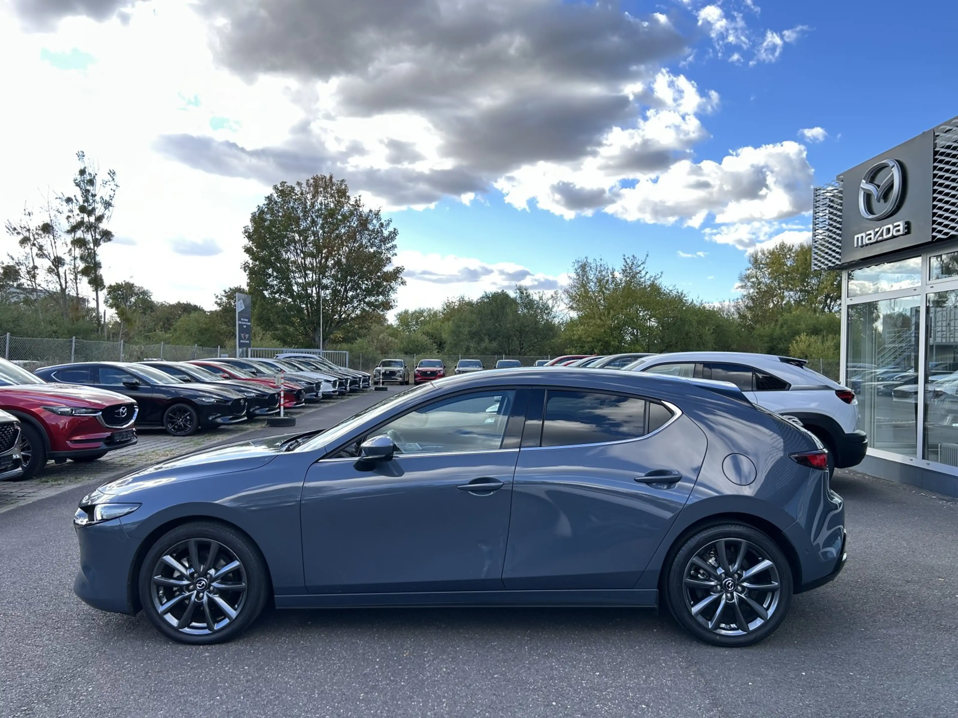 Mazda 3 SKYACTIV-X M-Hybrid Selection OPF (EURO 6d) — photo 4