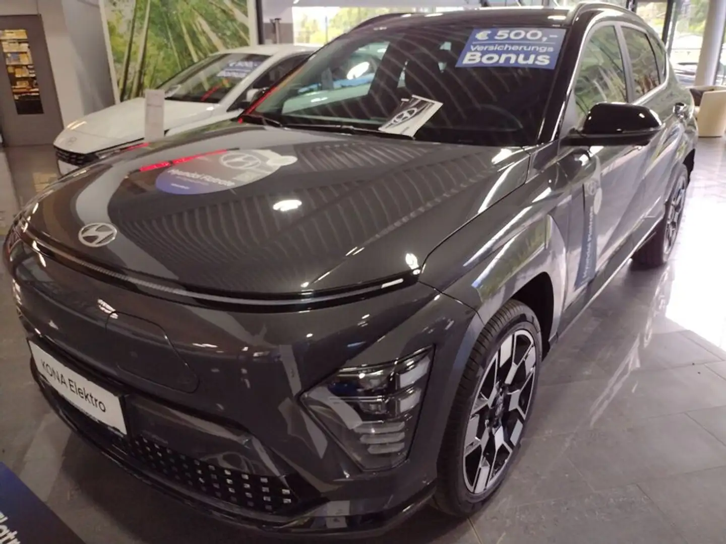 Hyundai KONA Trend Line Elektro 65,4kwh 2WD Grau - 1