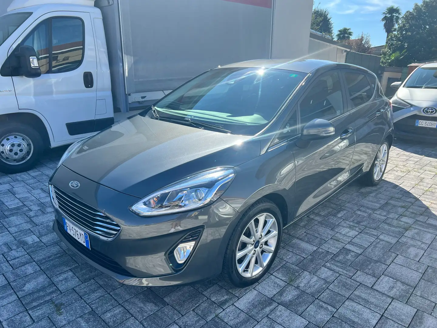 Ford Fiesta 5p 1.1 Titanium 85cv NEOPATENTATI PREZZO REALE Gris - 2