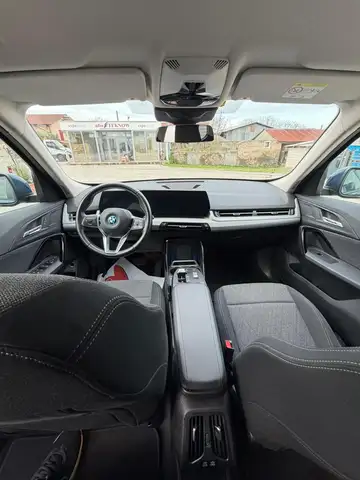 BMW X1 view 13