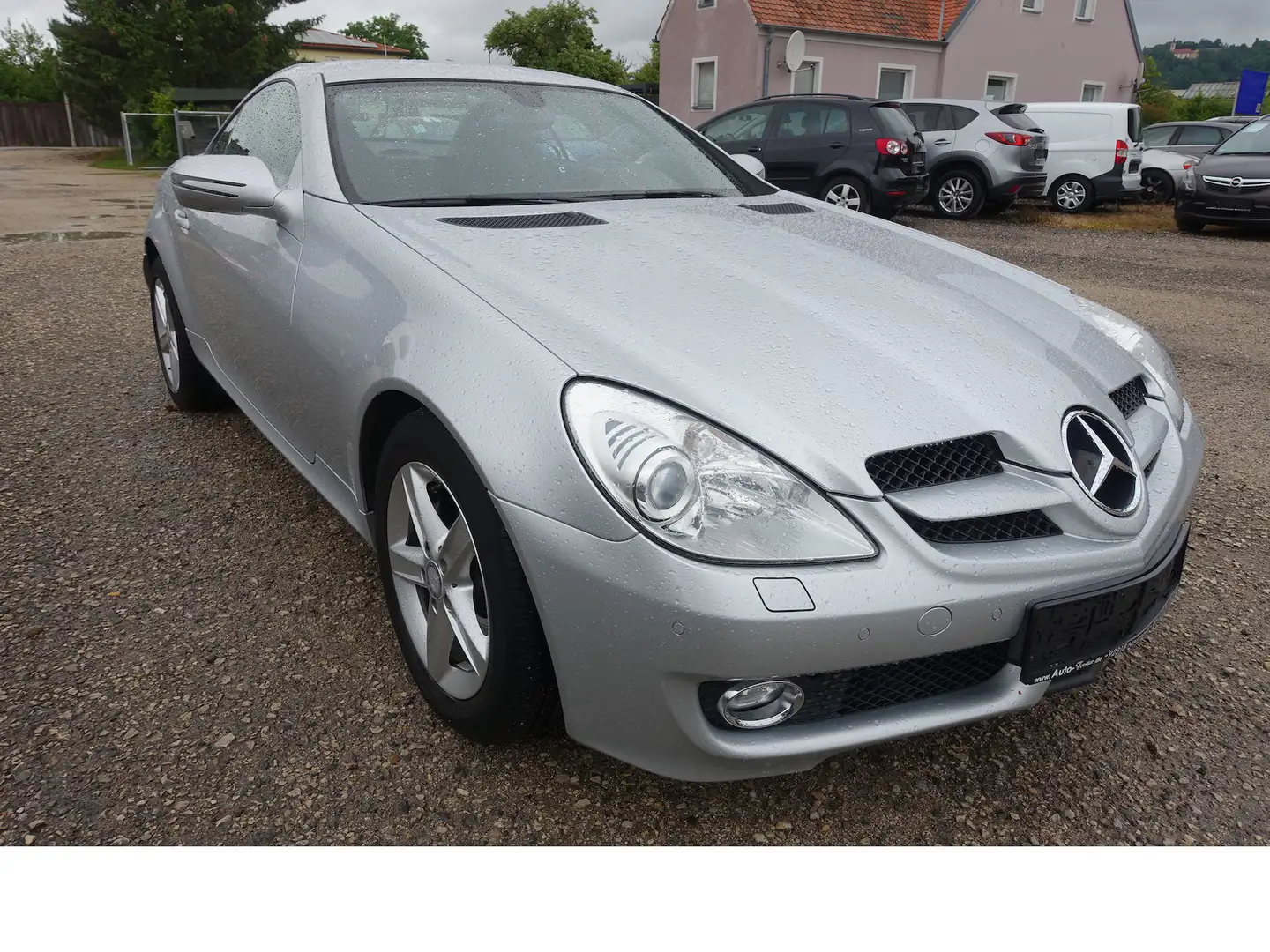 Mercedes-Benz SLK 200 Kompr. Airscarf Bi-Xenon PDC Leder Navi KD neu Plateado - 1