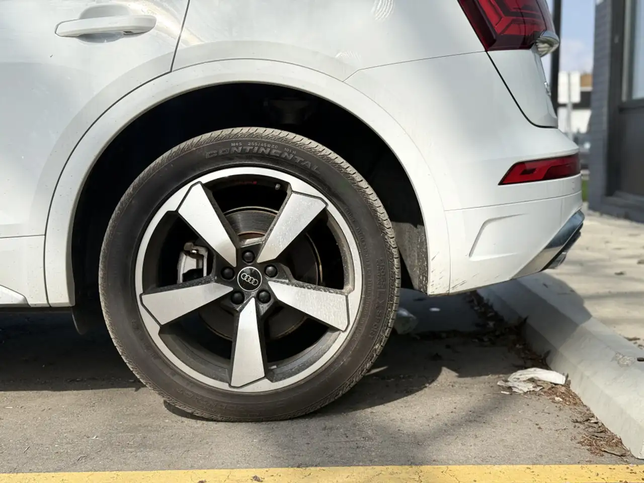 Audi Q5 снимка Audi Q5