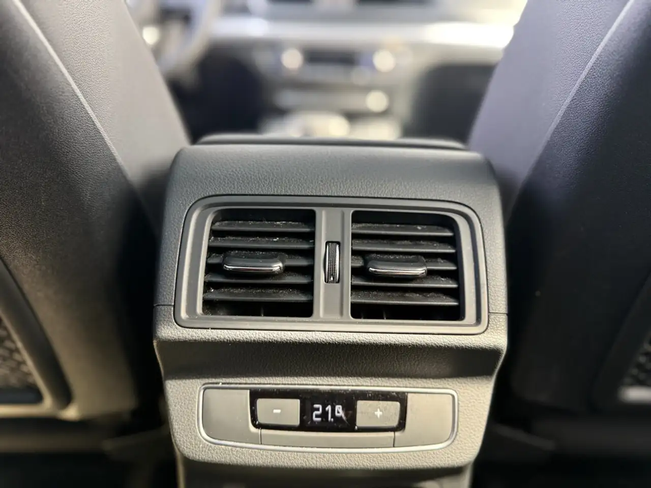 Audi Q5 снимка Audi Q5
