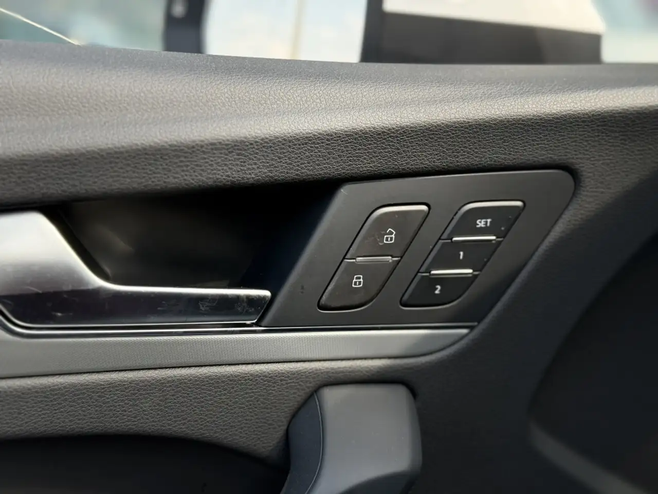 Audi Q5 снимка Audi Q5