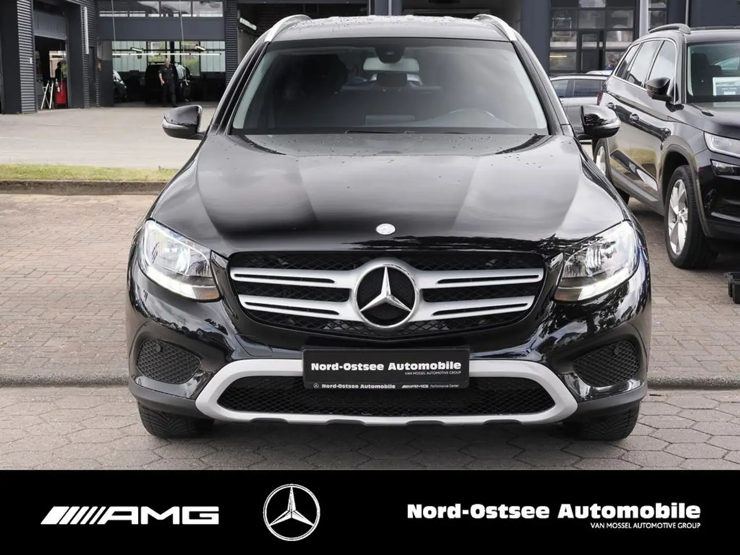 Mercedes-Benz GLC 250 d 4M  AHK NAVI KAMERA SITZHZG LED TEMPO Negro - 2