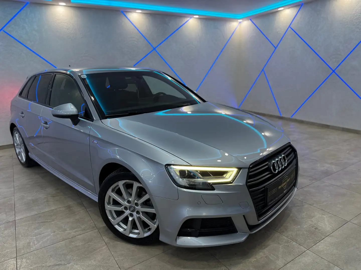 Audi A3 A3 SB 30TDI S-tronic sport*S-LINE*LED*NAVI* Silber - 2