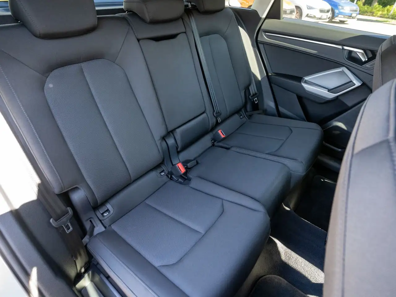 Audi Q3, фото 8
