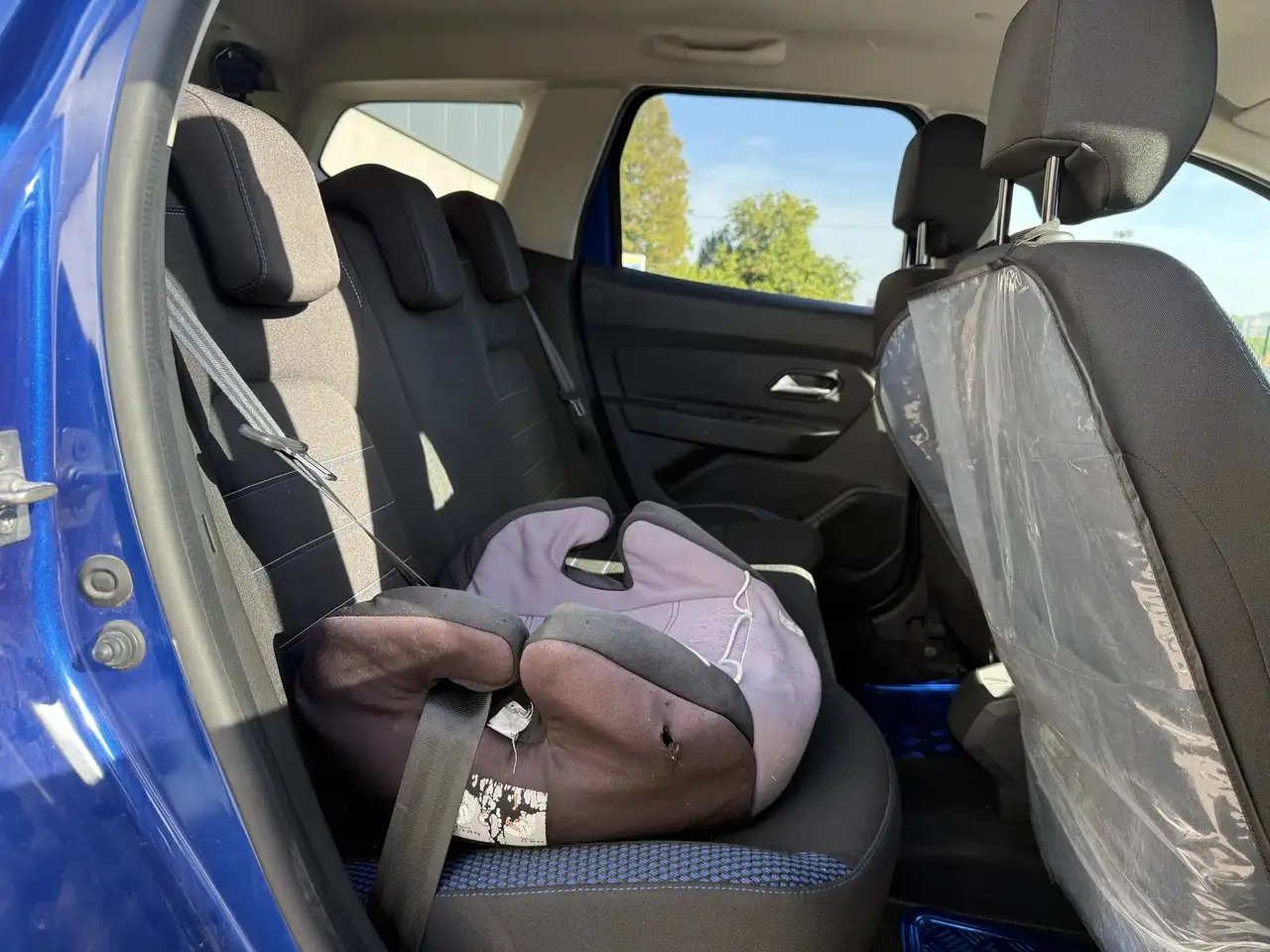 Dacia Duster — photo 17